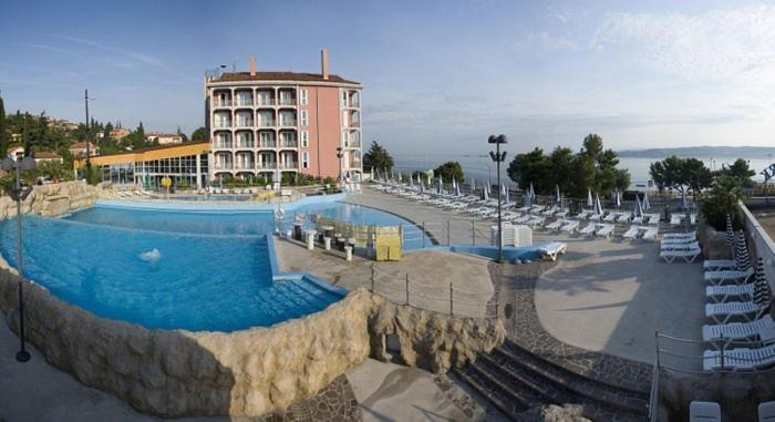 Hotel Aquapark Žusterna Koper Bagian luar foto