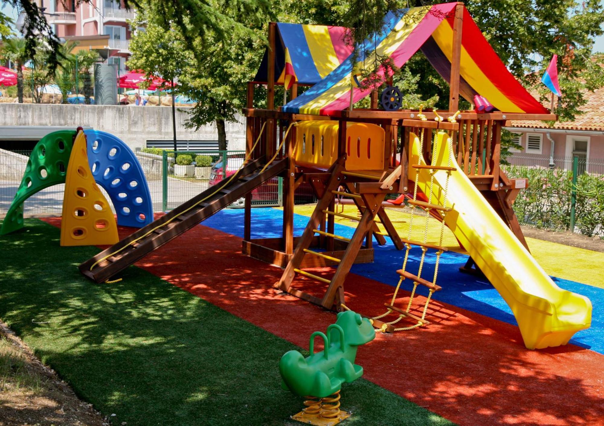 Hotel Aquapark Žusterna Koper Bagian luar foto