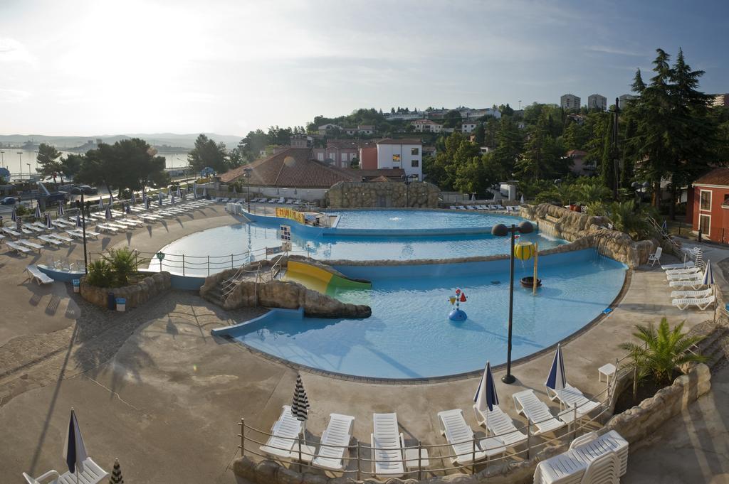 Hotel Aquapark Žusterna Koper Bagian luar foto